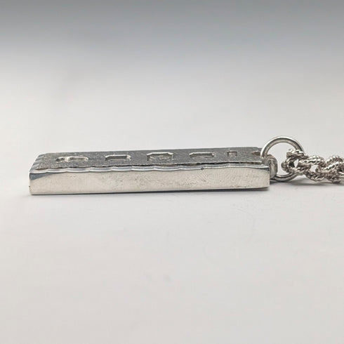 1977 British pure silver Jubilee ingot pendant, 51g, with pure silver twisted chain necklace, J&D